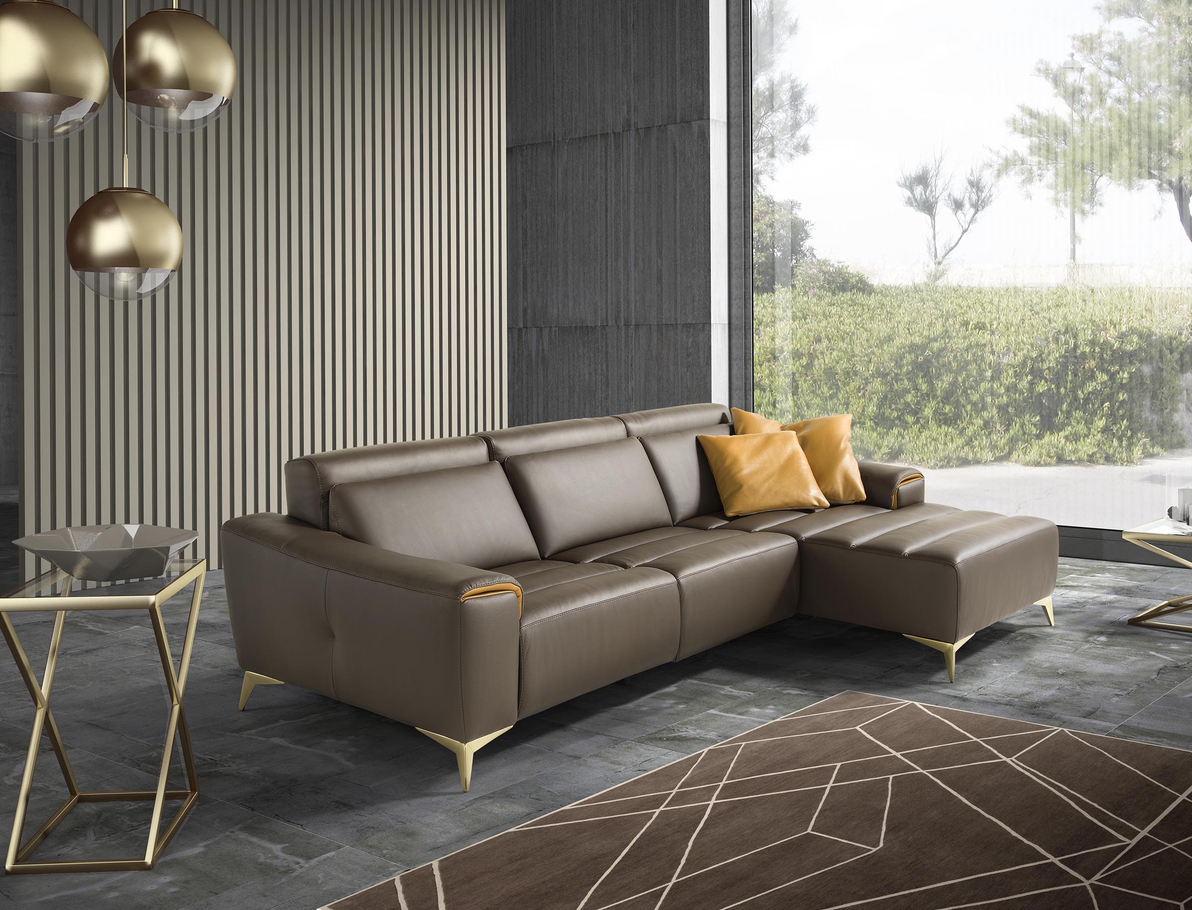 Suzette sofa with chaise