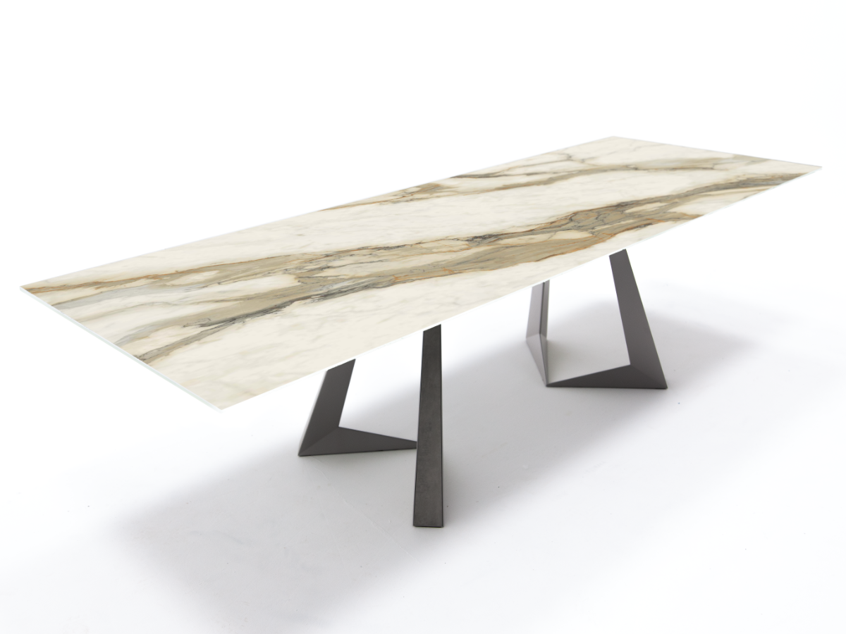 Calacatta best sale dining table