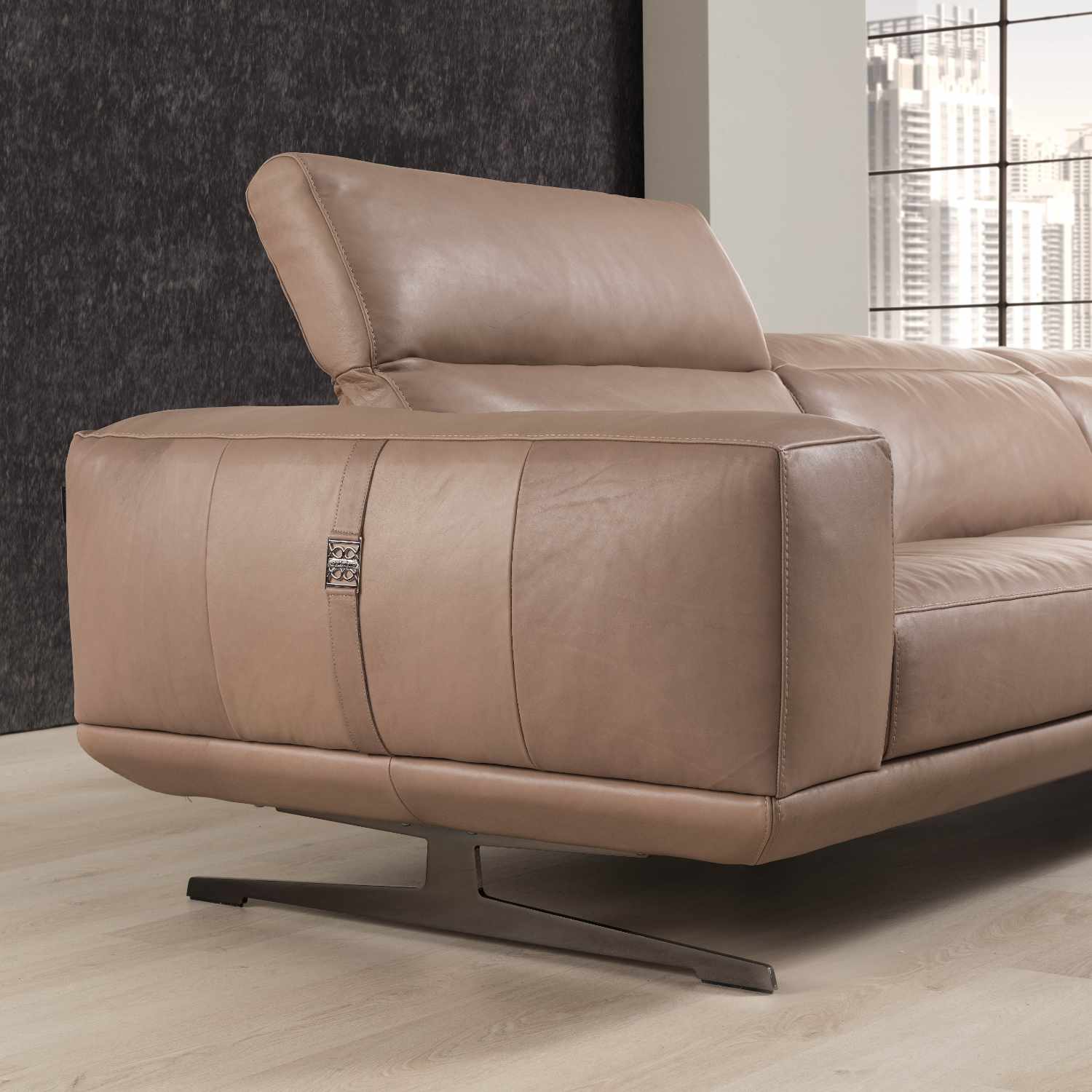 Contemporary Beverley leather sofa 100% made in italy